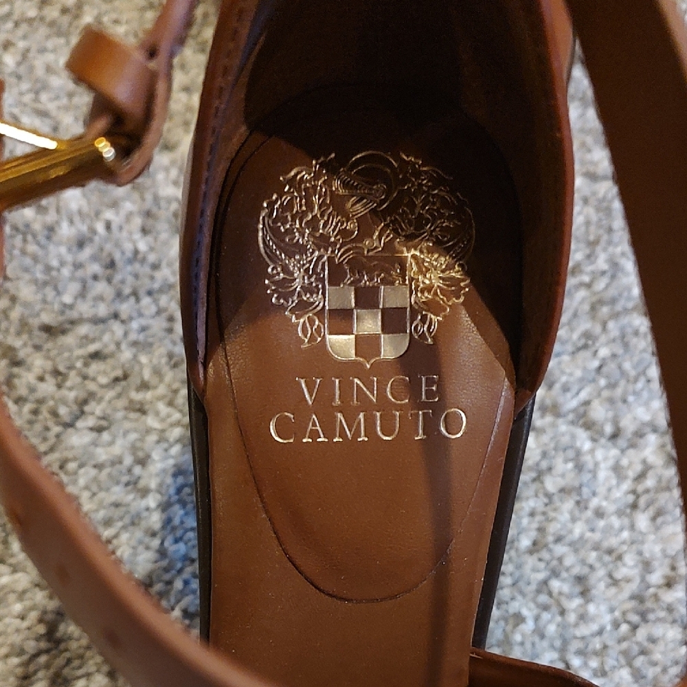 Vince Camuto Tan Leather Peep-Toe Heels - Picture 4 of 8